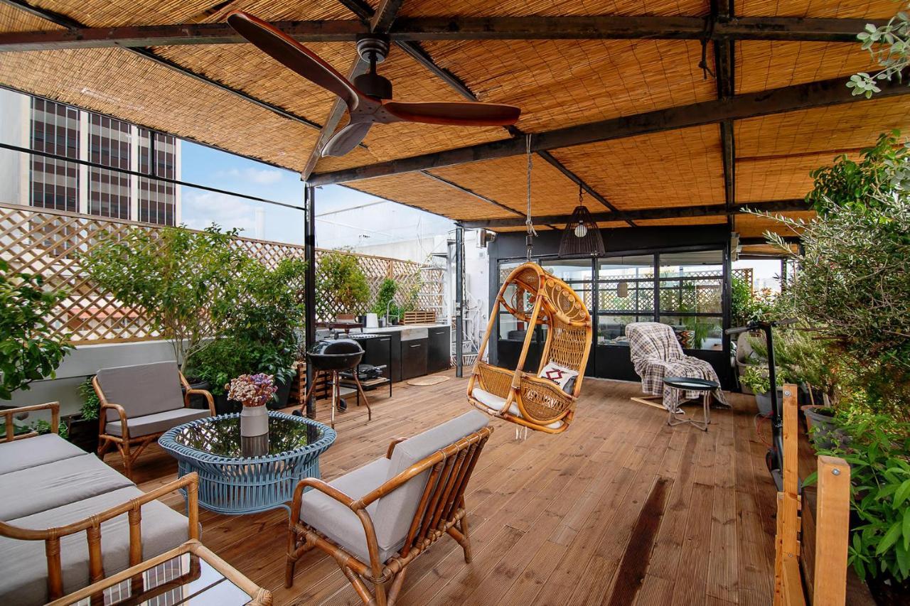 Unique Solar Penthouse With Jacuzzi And Sauna In Central Atene Esterno foto